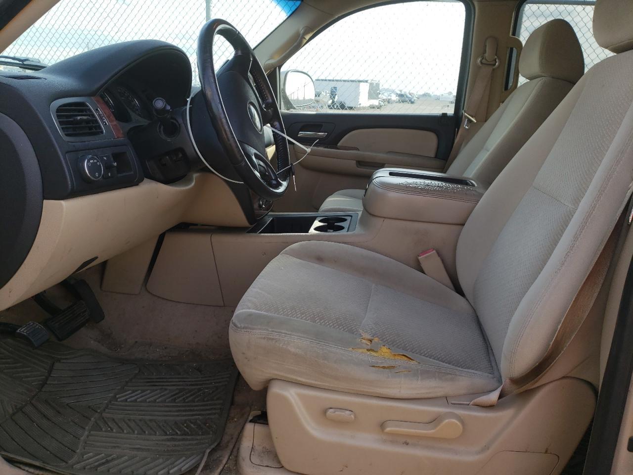 2007 Chevrolet Suburban C1500 - Image 7
