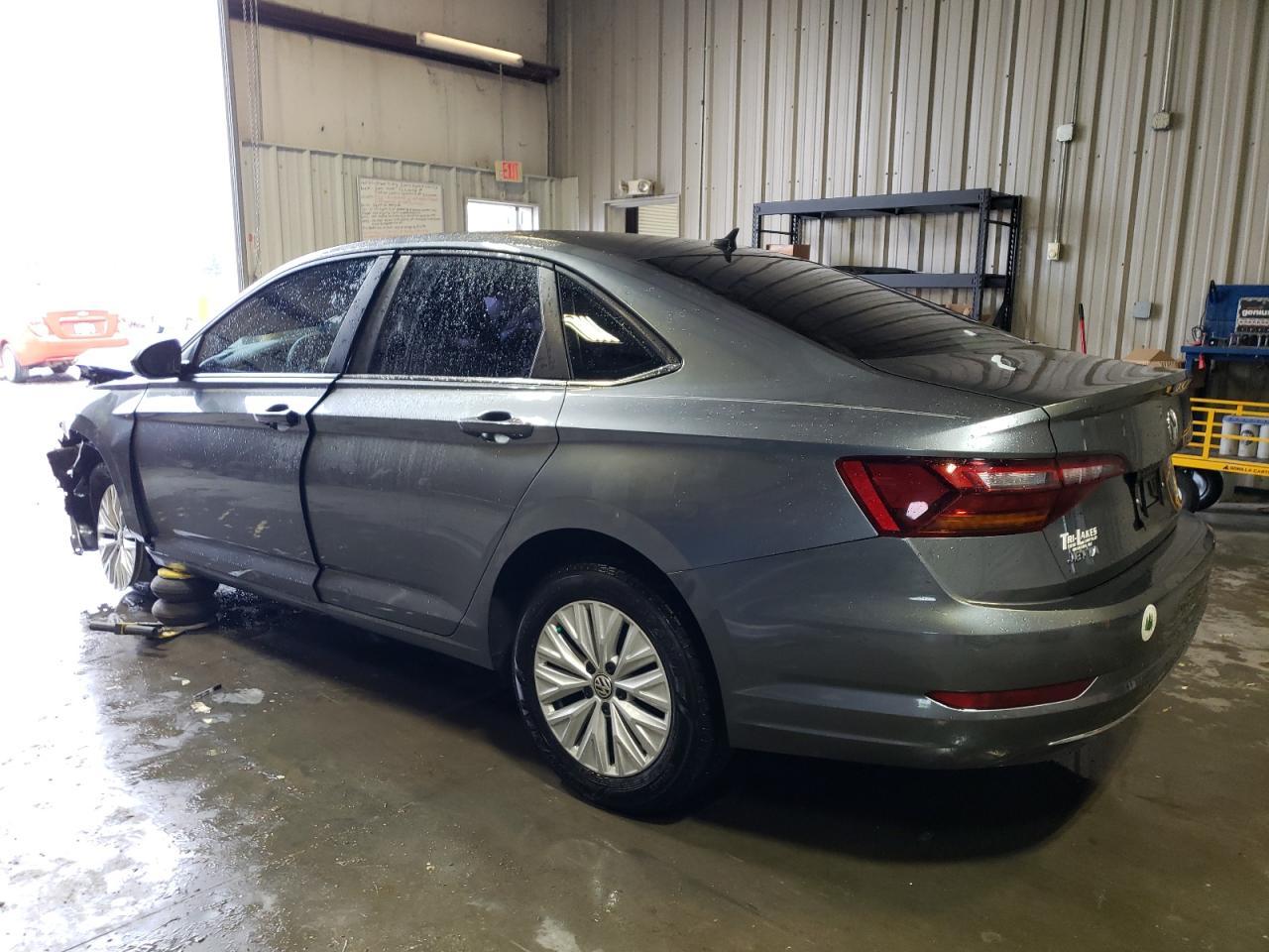 2019 Volkswagen Jetta S - Фото 2