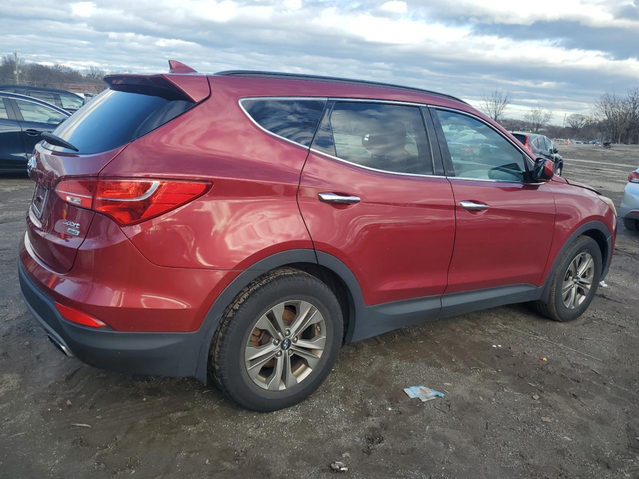 2016 Hyundai Santa Fe Sport - Image 3