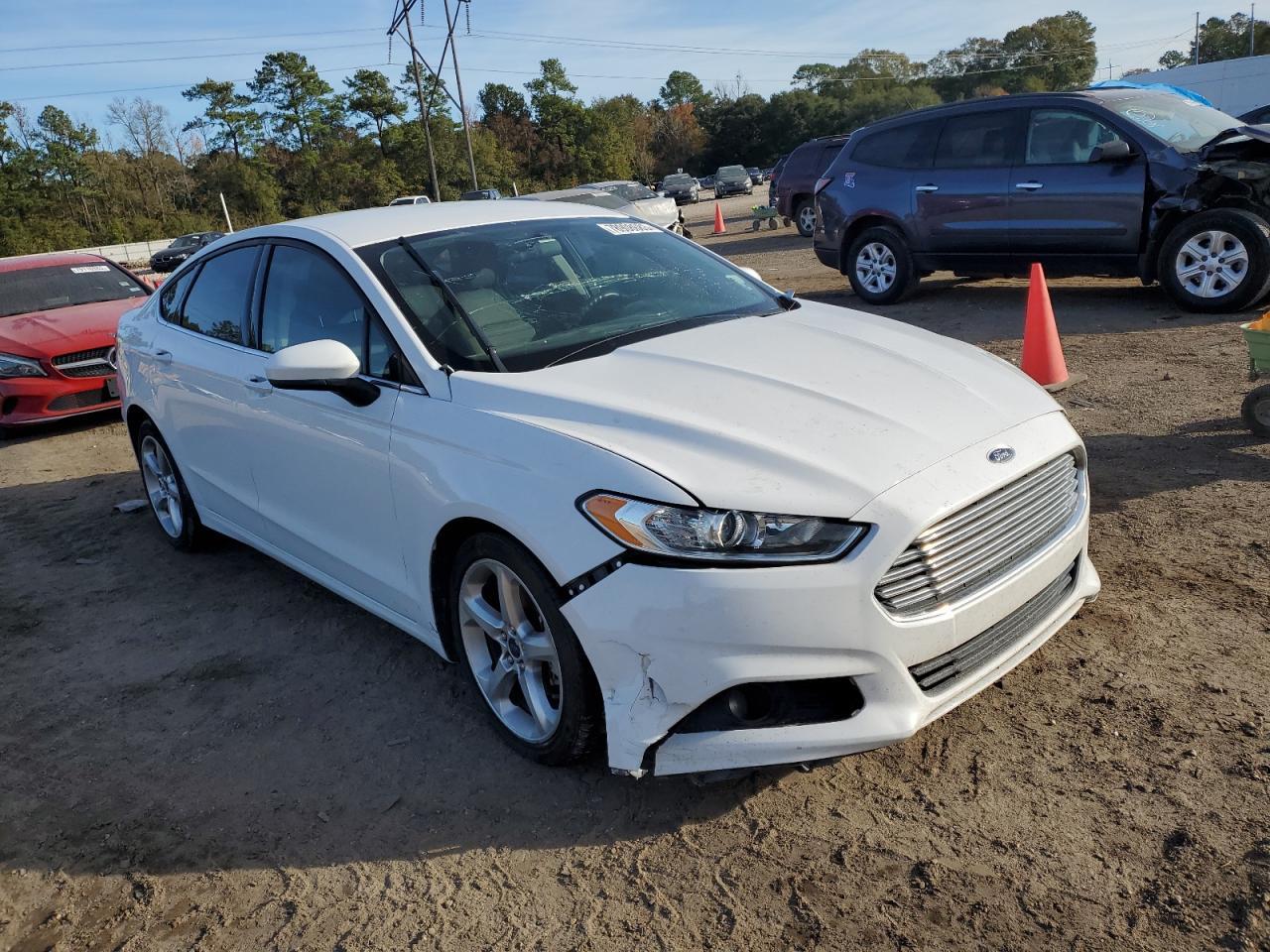 2016 Ford Fusion S - Image 4