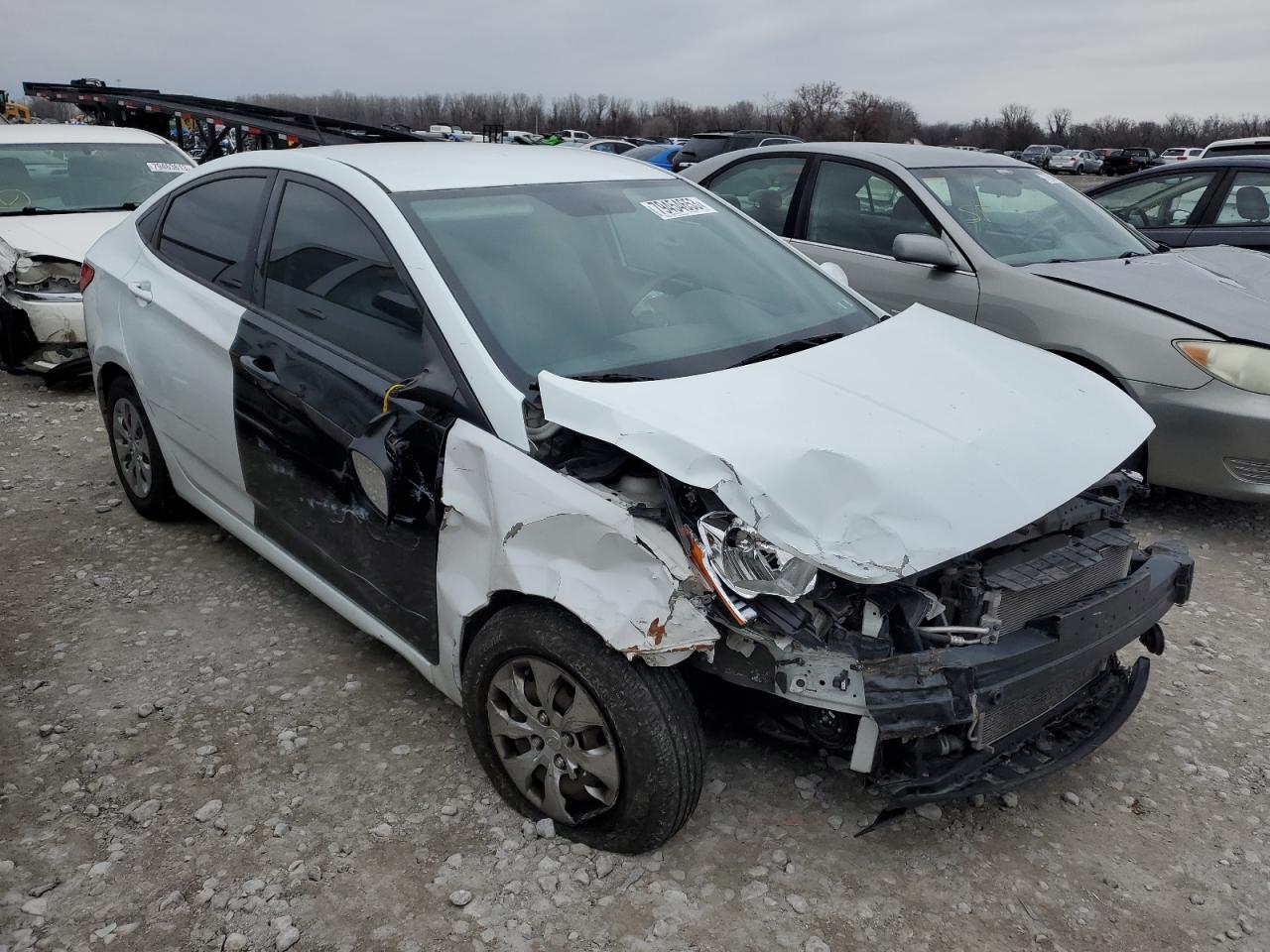 2015 Hyundai Accent Gls - Фото 4