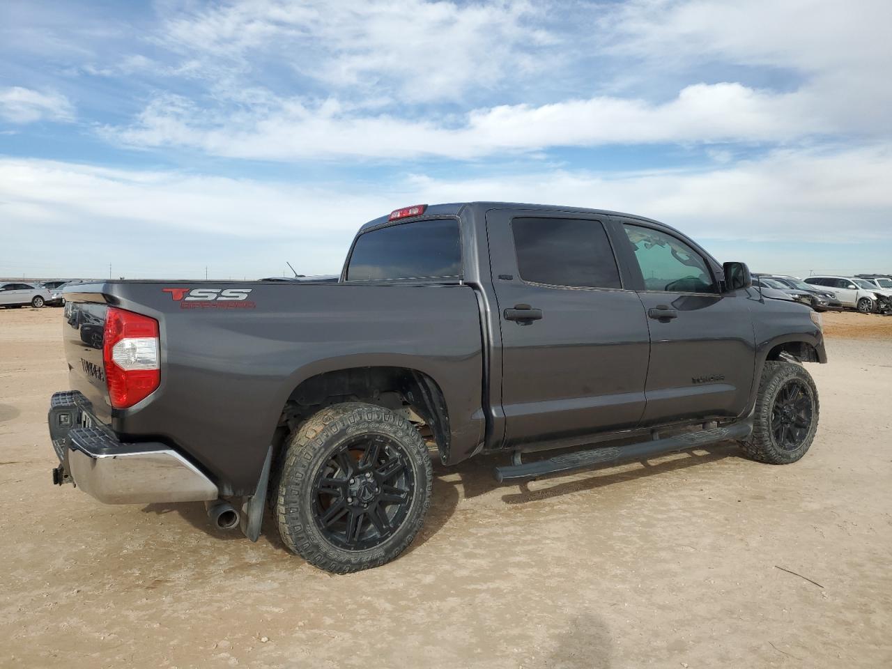 2019 Toyota Tundra Crewmax Sr5 - Фото 3