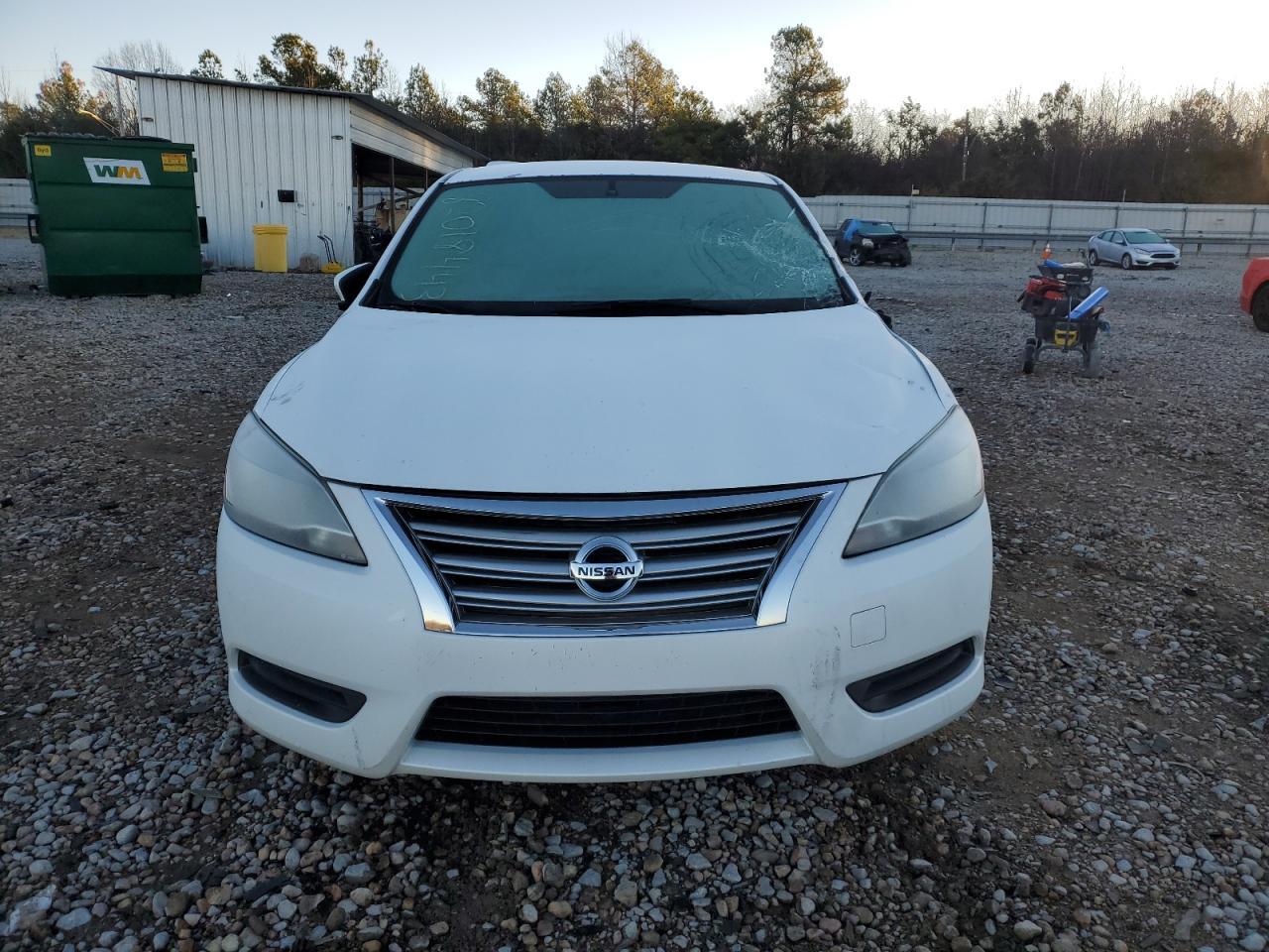 2014 Nissan Sentra S - Image 5