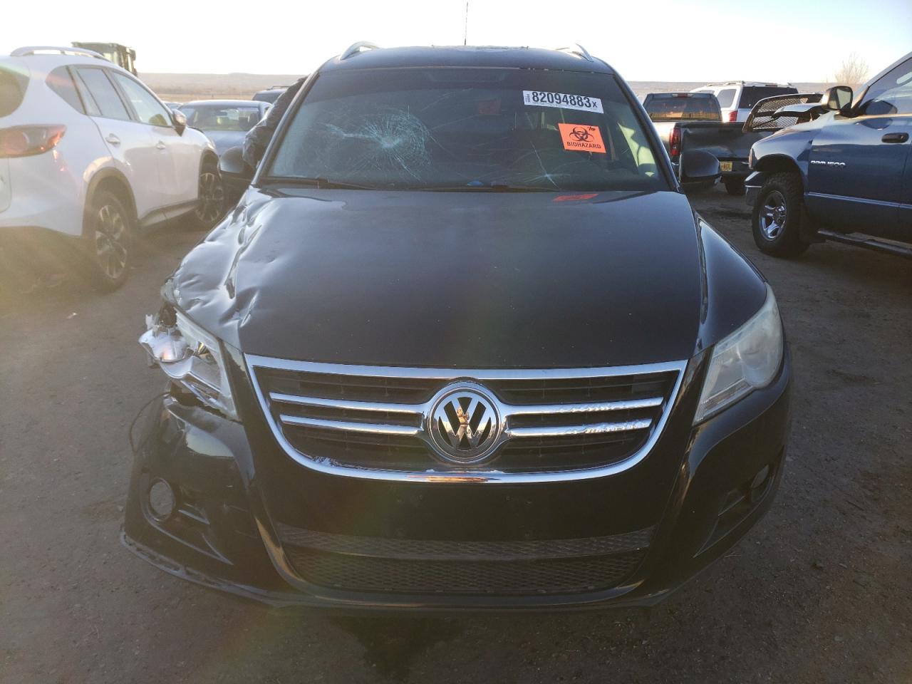 2011 Volkswagen Tiguan S - Image 5