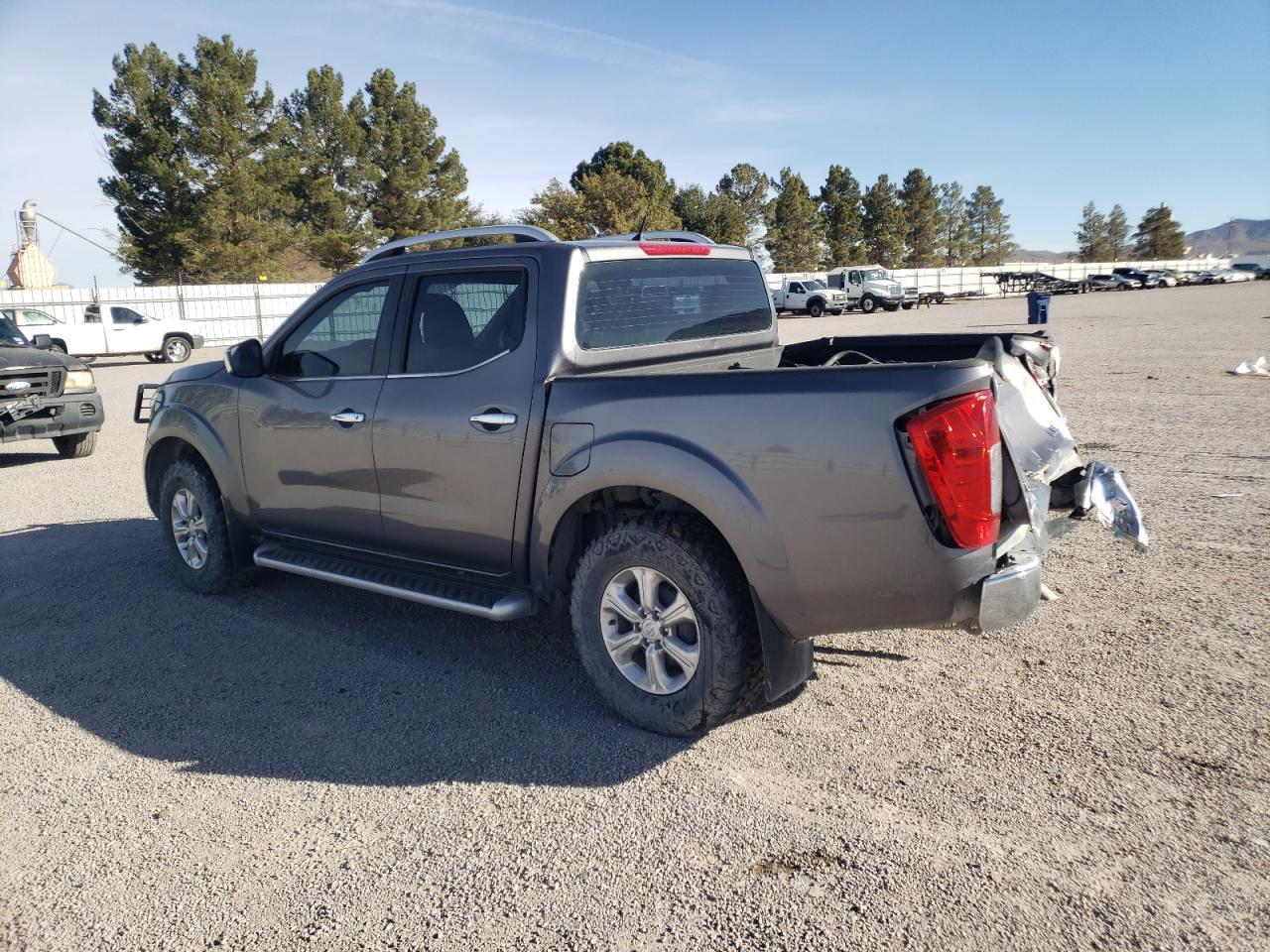 2019 Nissan Frontier L - Фото 2