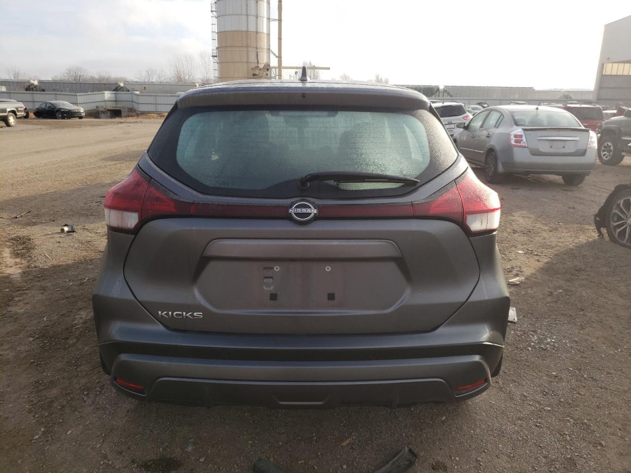 2022 Nissan Kicks S - Фото 6