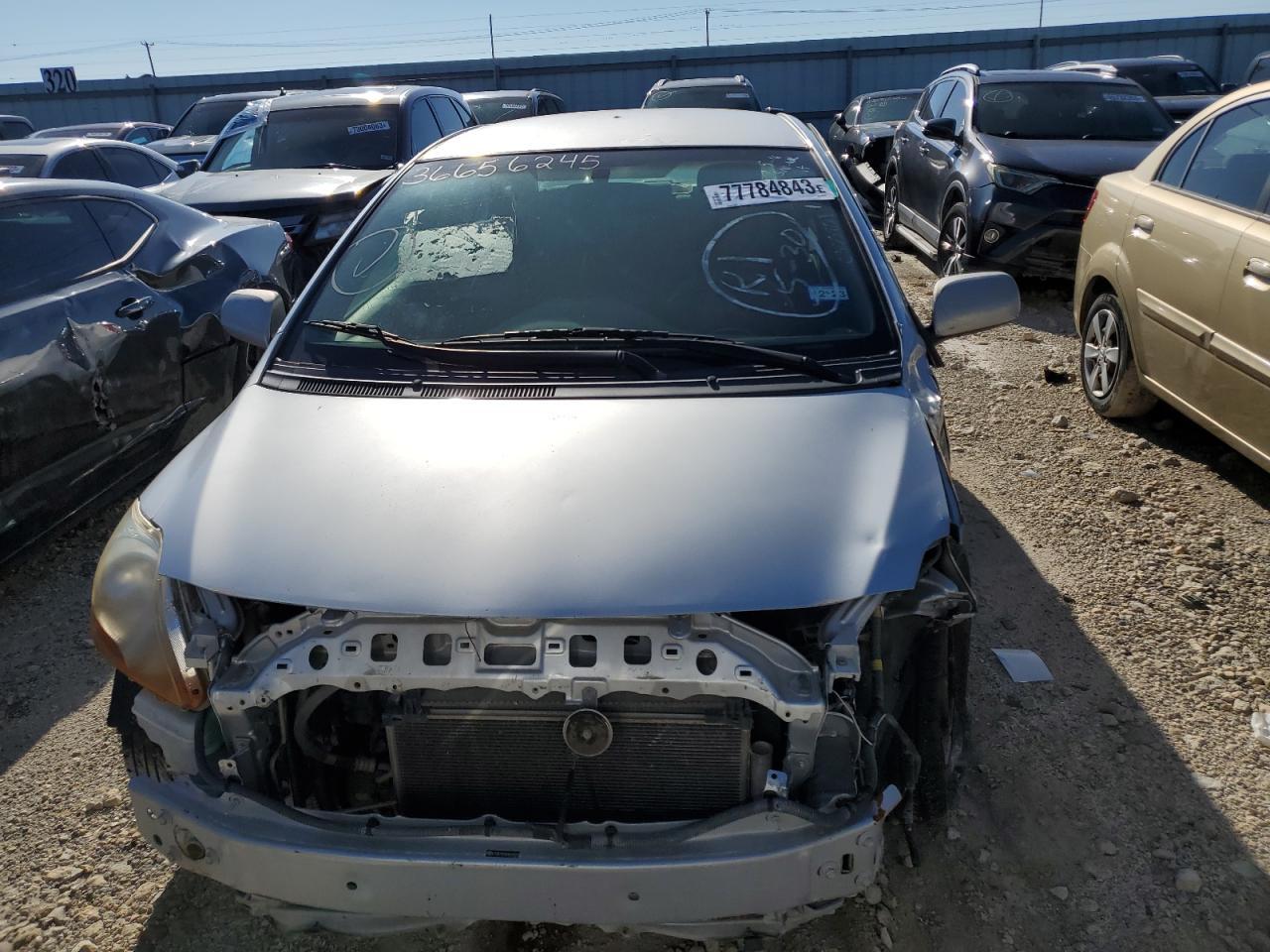 2009 Toyota Yaris - Image 5