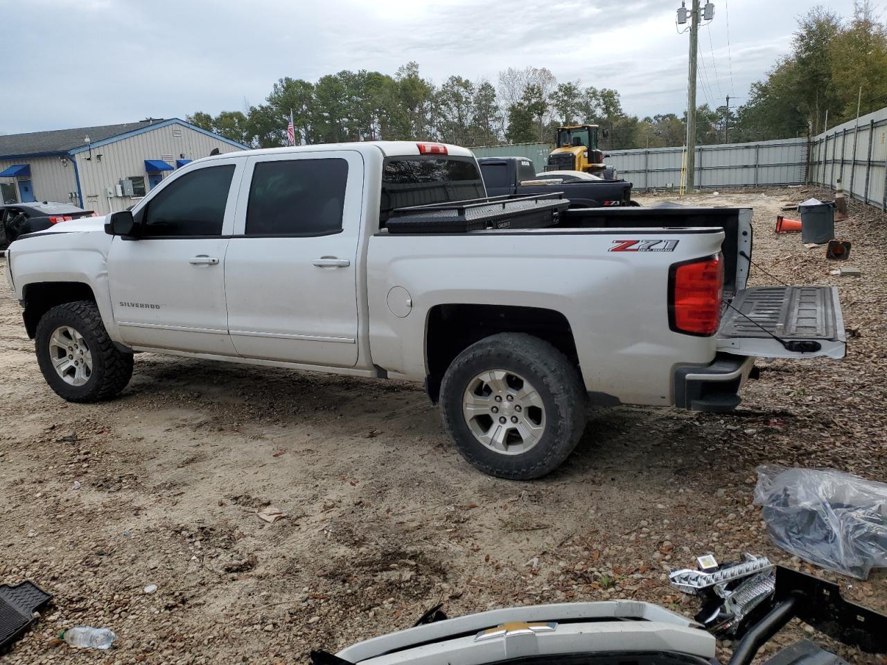 2018 Chevrolet Silverado K1500 Lt - Image 2