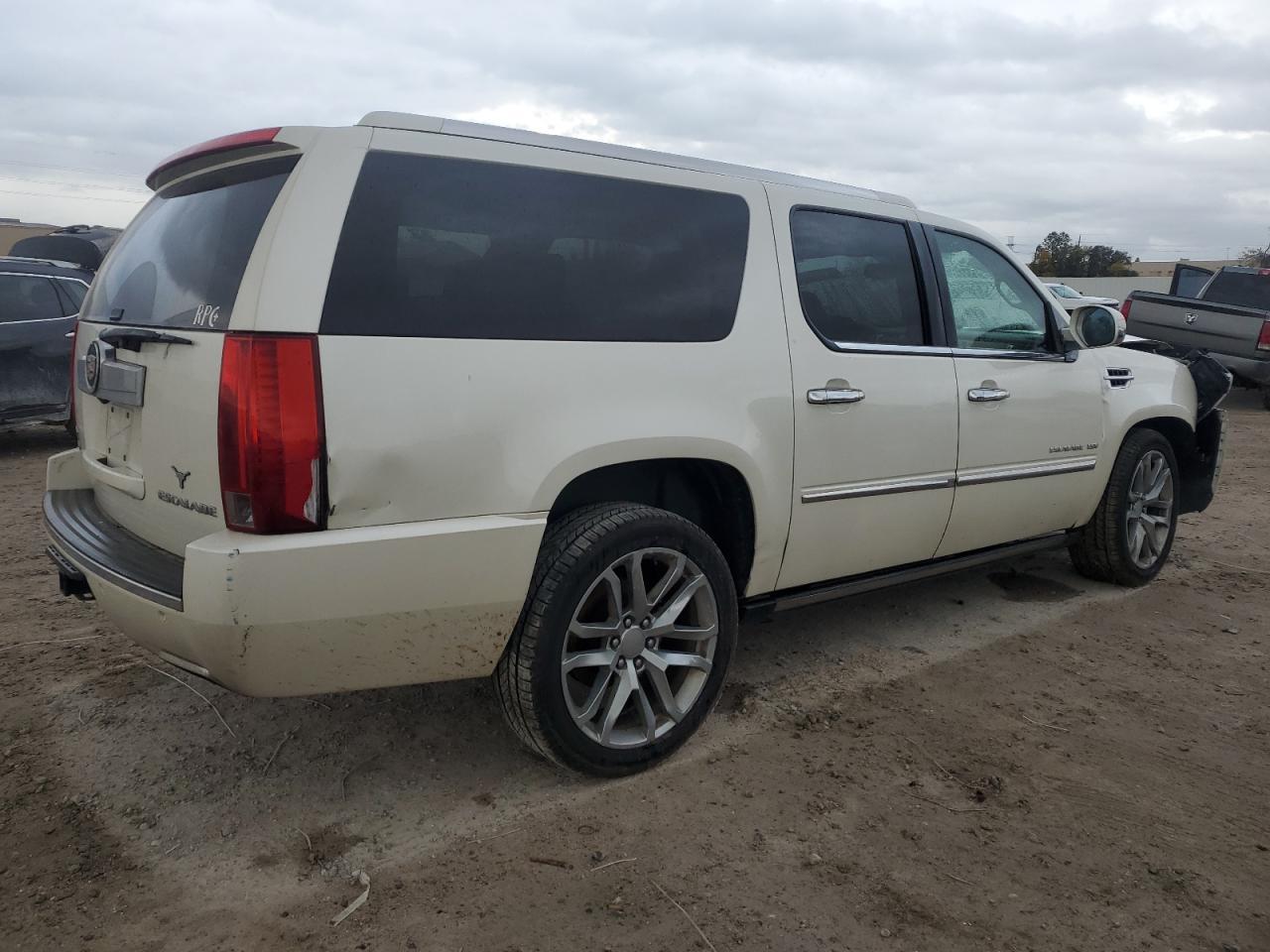 2014 Cadillac Escalade Esv Platinum - Фото 3