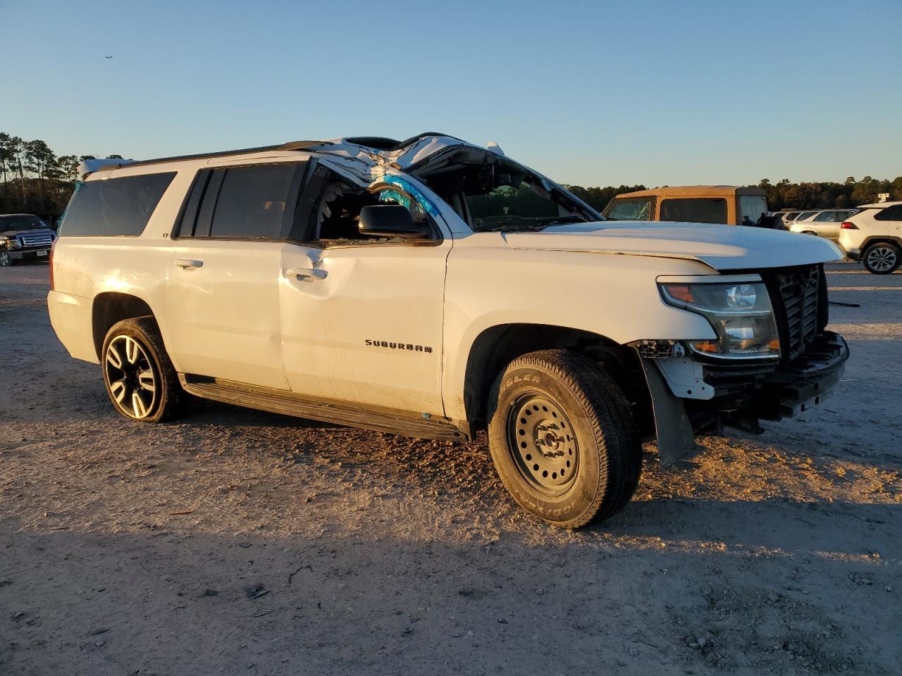 2020 Chevrolet Suburban C1500 Lt - Image 4