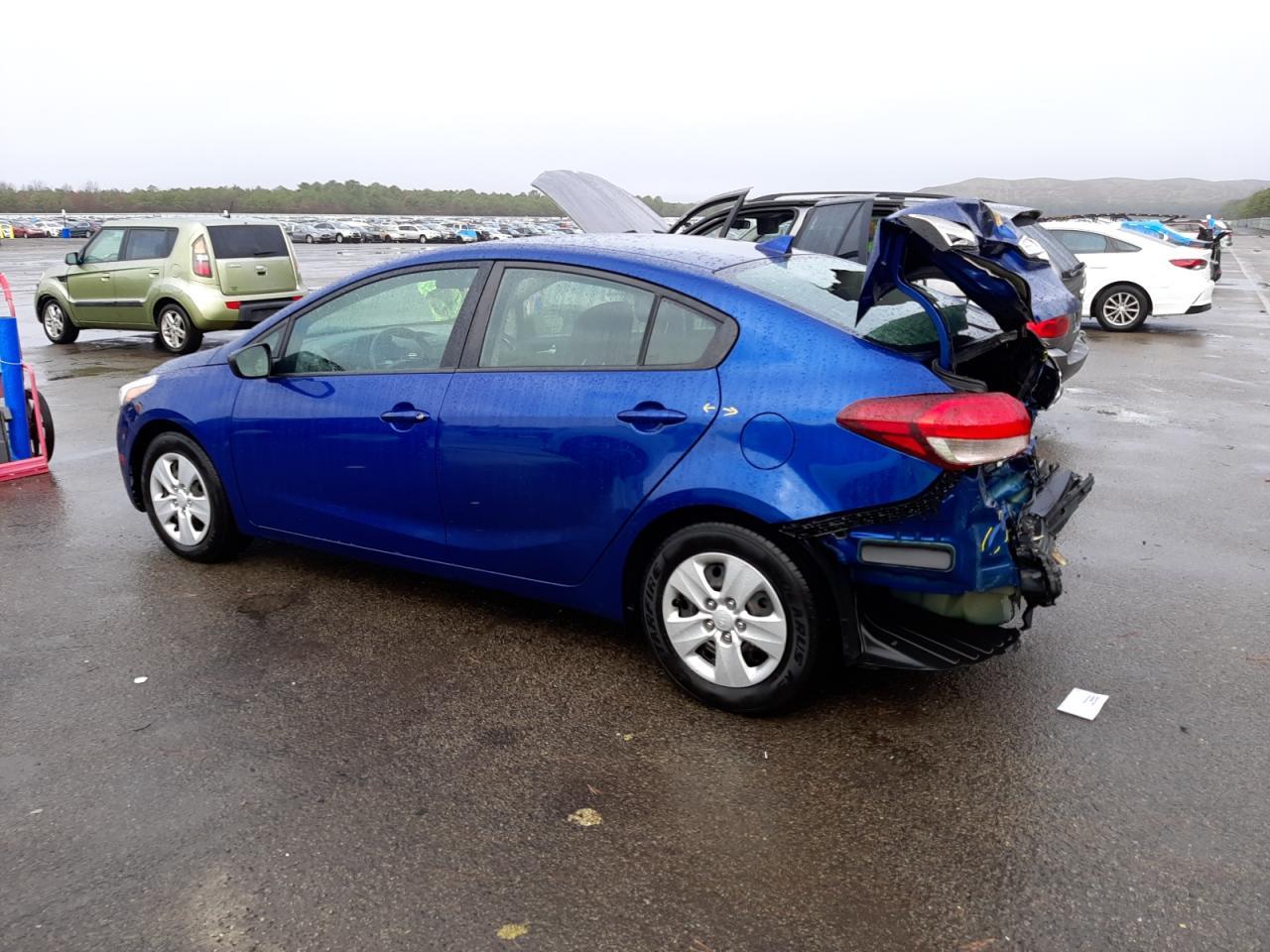 2018 Kia Forte Lx - Image 2