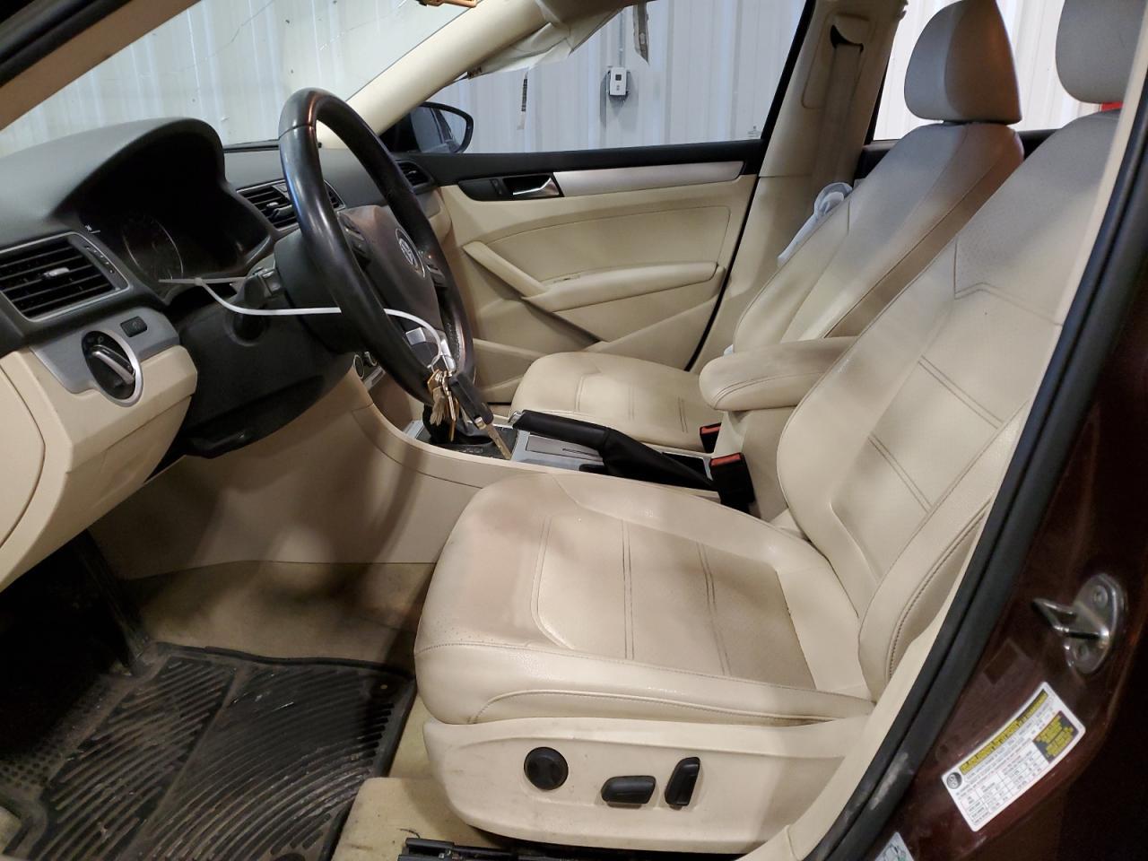 2012 Volkswagen Passat Se - Image 7