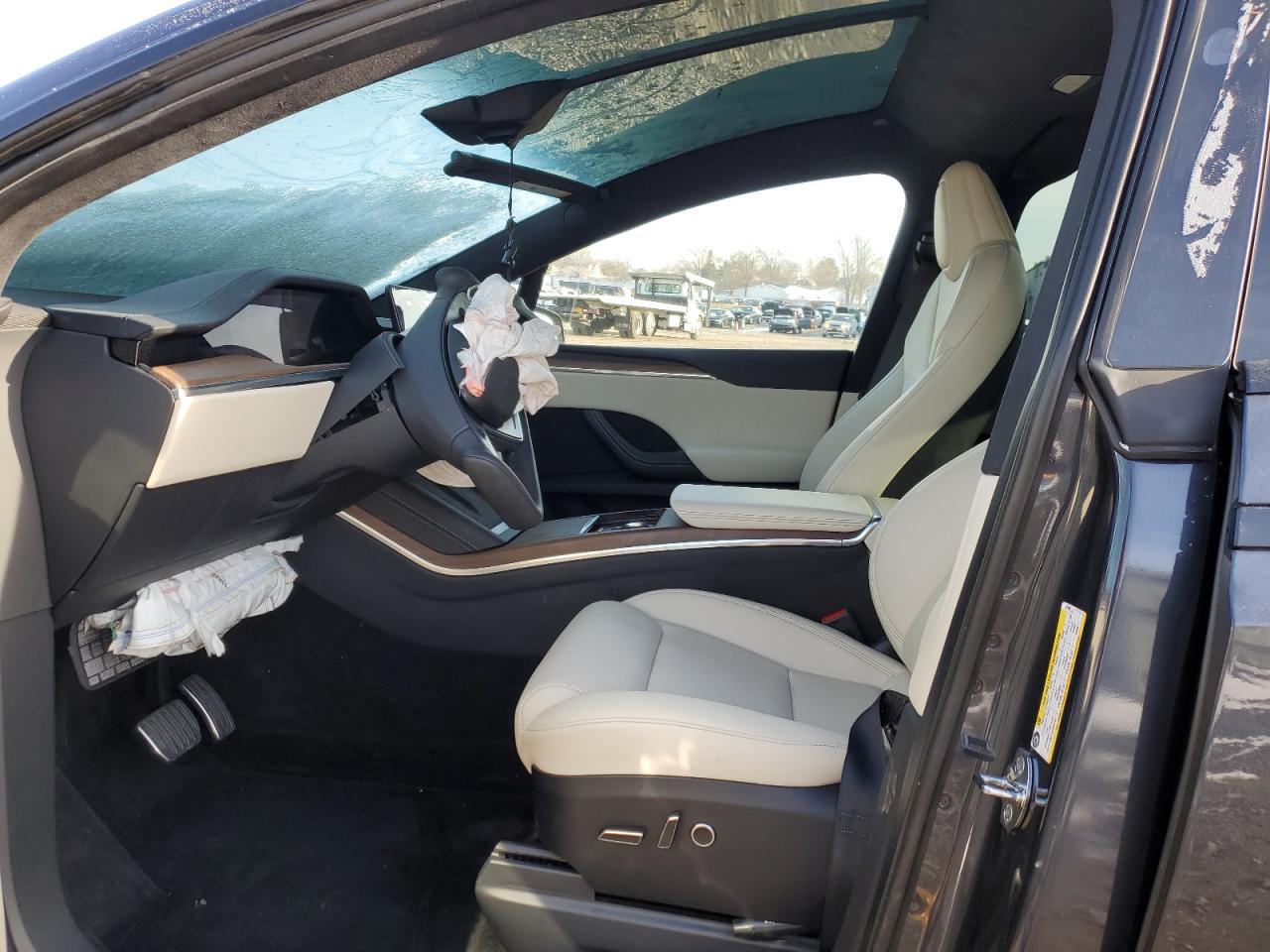 2024 Tesla Model X - Фото 7