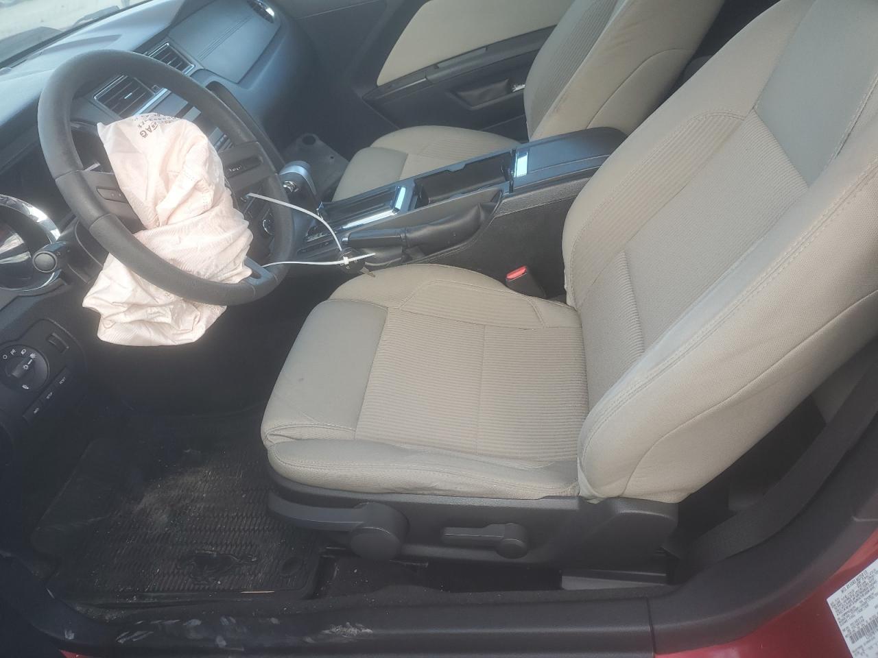 2012 Ford Mustang Gt - Image 7