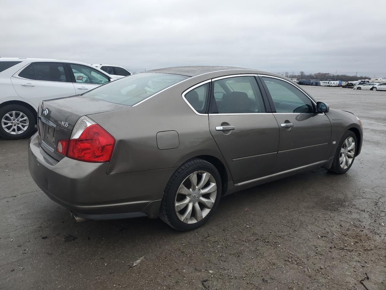 2007 Infiniti M35 Base - Фото 3