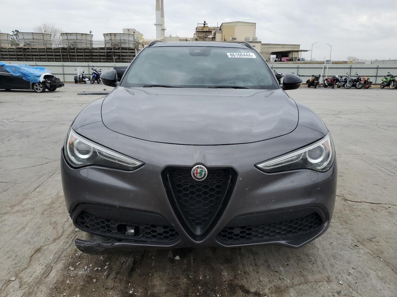2022 Alfa Romeo Stelvio Ti - Image 5