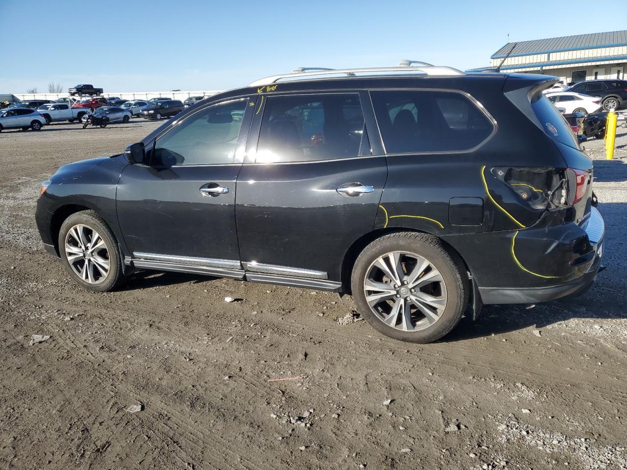 2017 Nissan Pathfinder S - Image 2