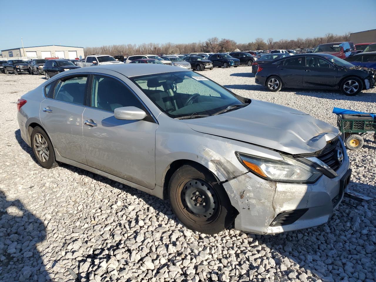 2016 Nissan Altima 2.5 - Фото 4