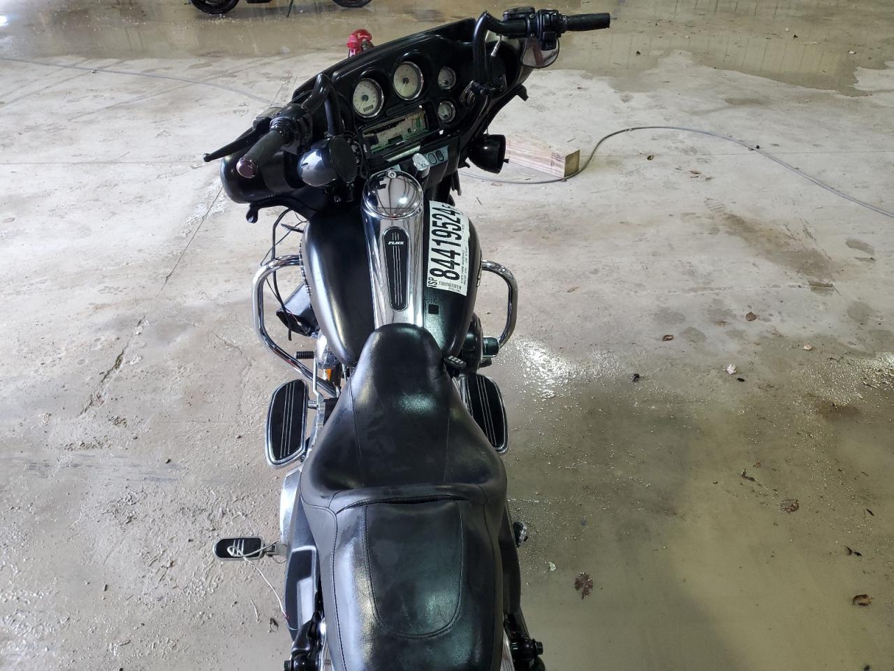 2010 Harley-Davidson Flhx - Image 6