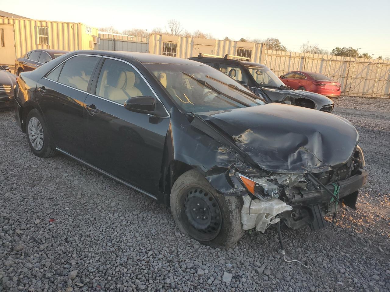 2013 Toyota Camry Hybrid - Фото 4