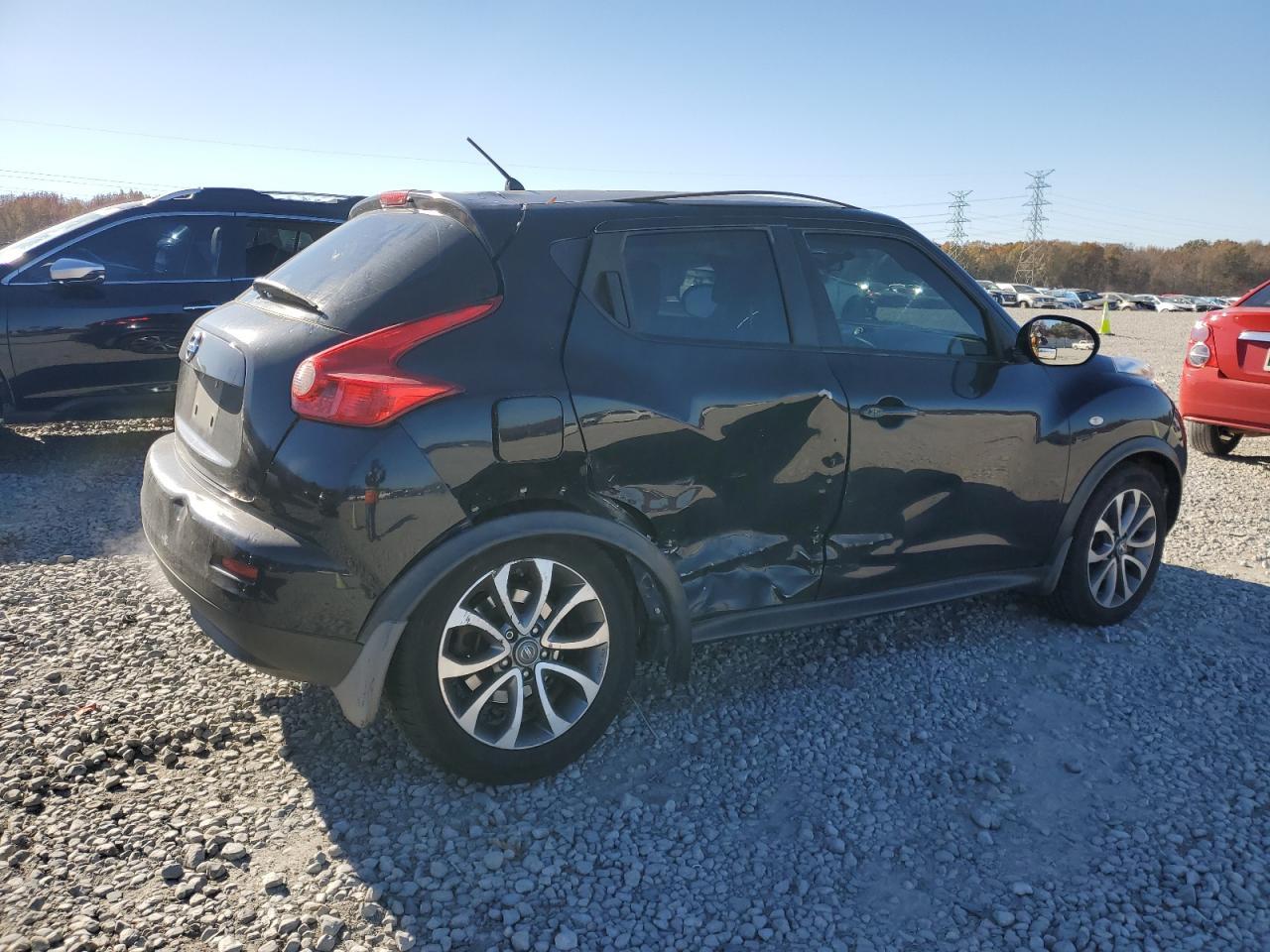 2011 Nissan Juke S - Фото 3