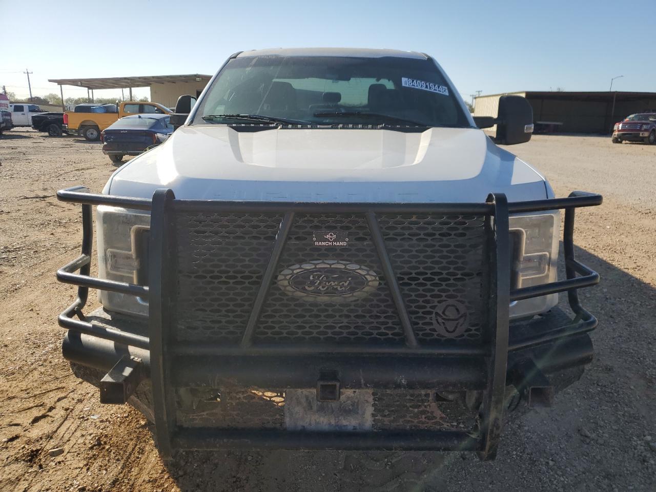 2019 Ford F250 Super Duty - Фото 5