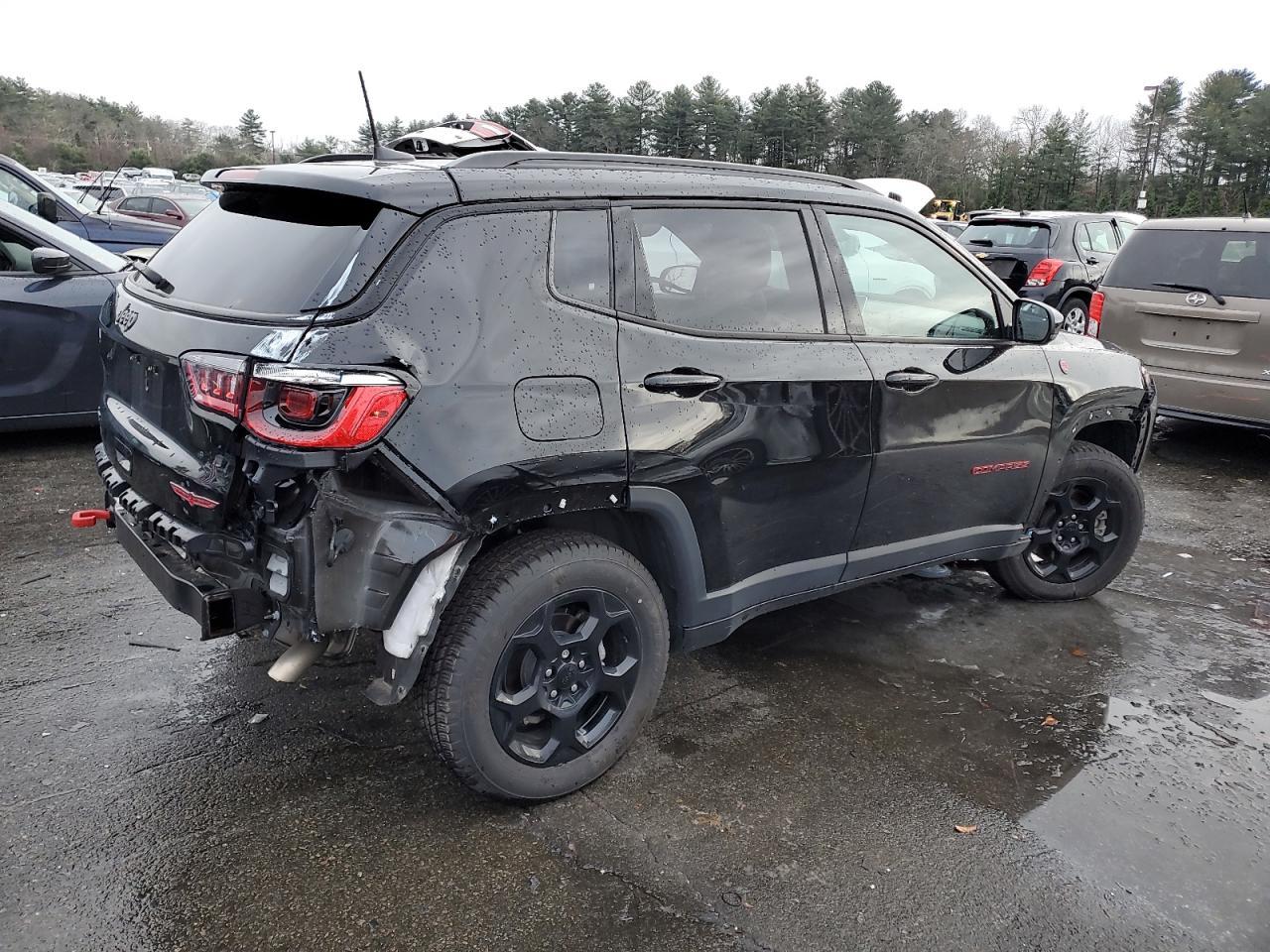 2023 Jeep Compass Trailhawk - Фото 3
