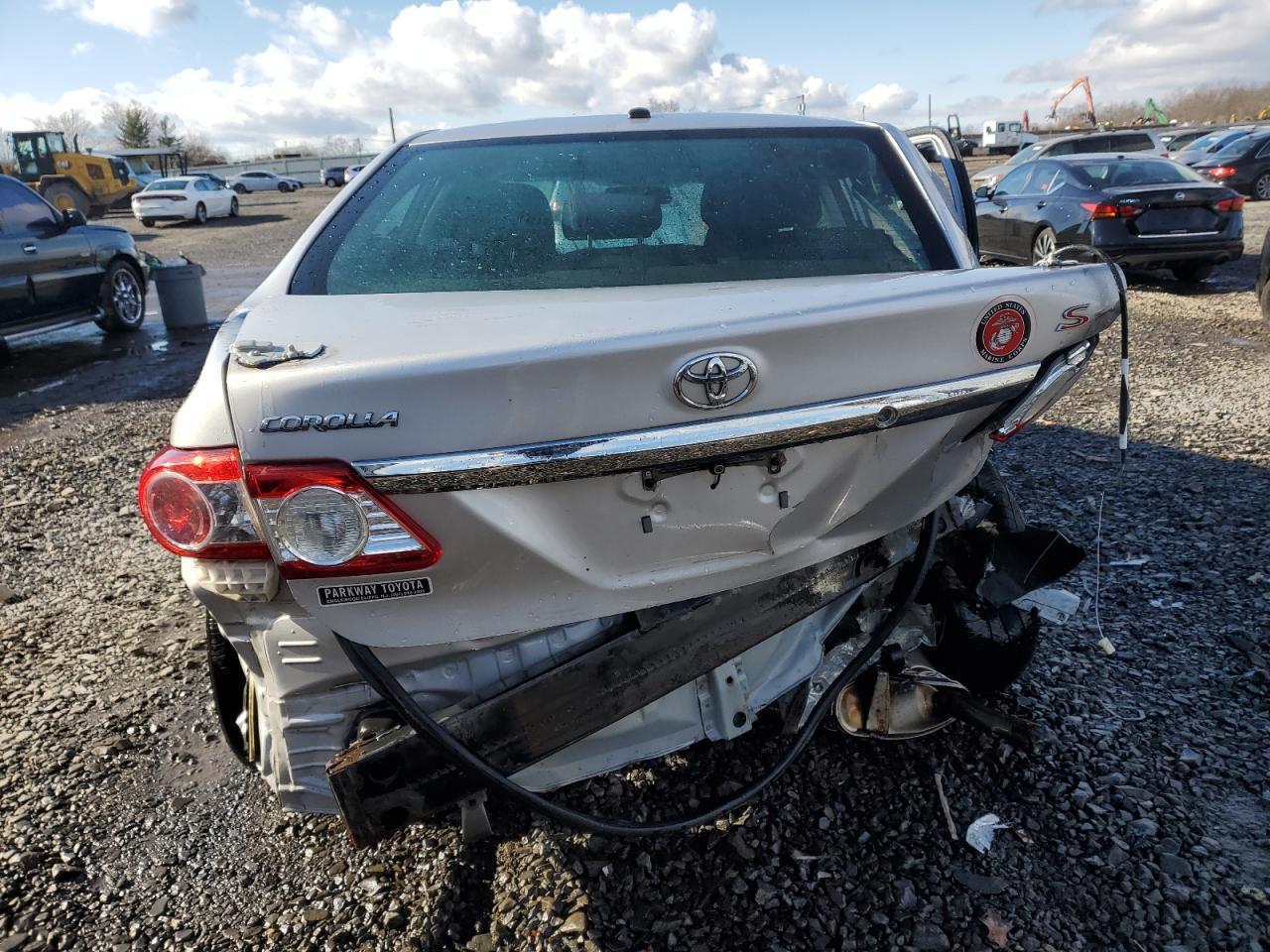 2011 Toyota Corolla Base - Image 6