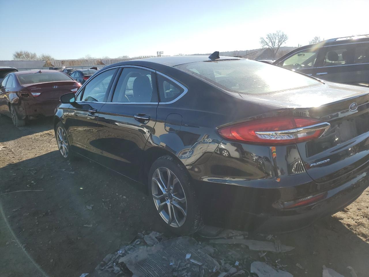 2019 Ford Fusion Sel - Image 2