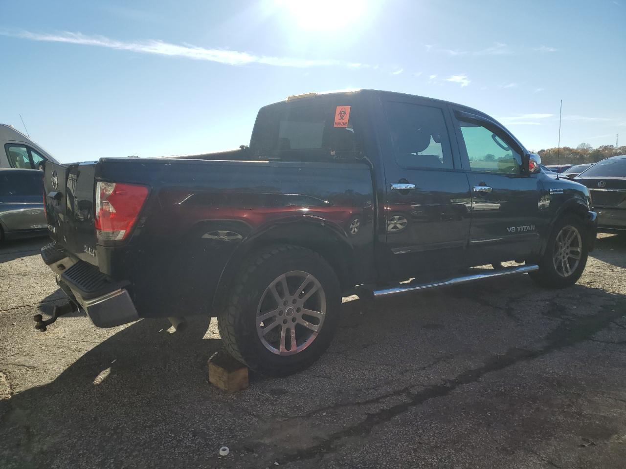 2011 Nissan Titan S - Фото 3
