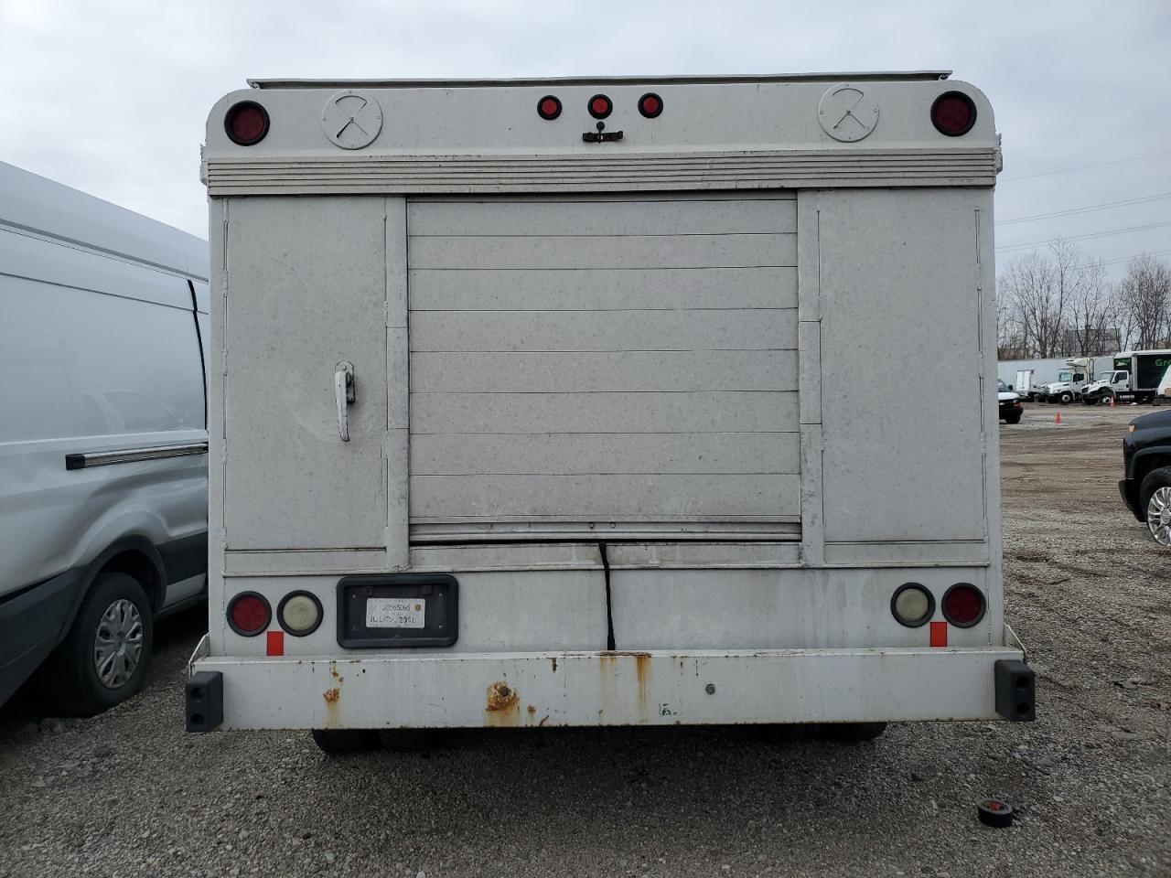 2016 Ford F550 Super Duty - Image 6