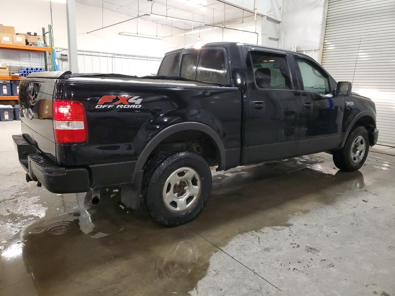 2005 Ford F150 Supercrew - Image 3