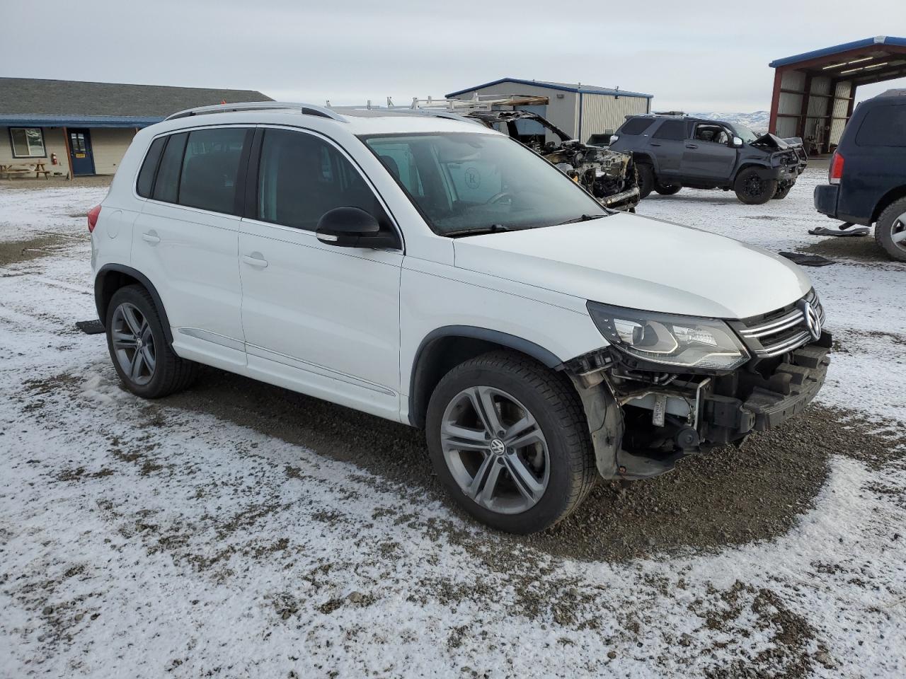 2017 Volkswagen Tiguan Sport - Фото 4