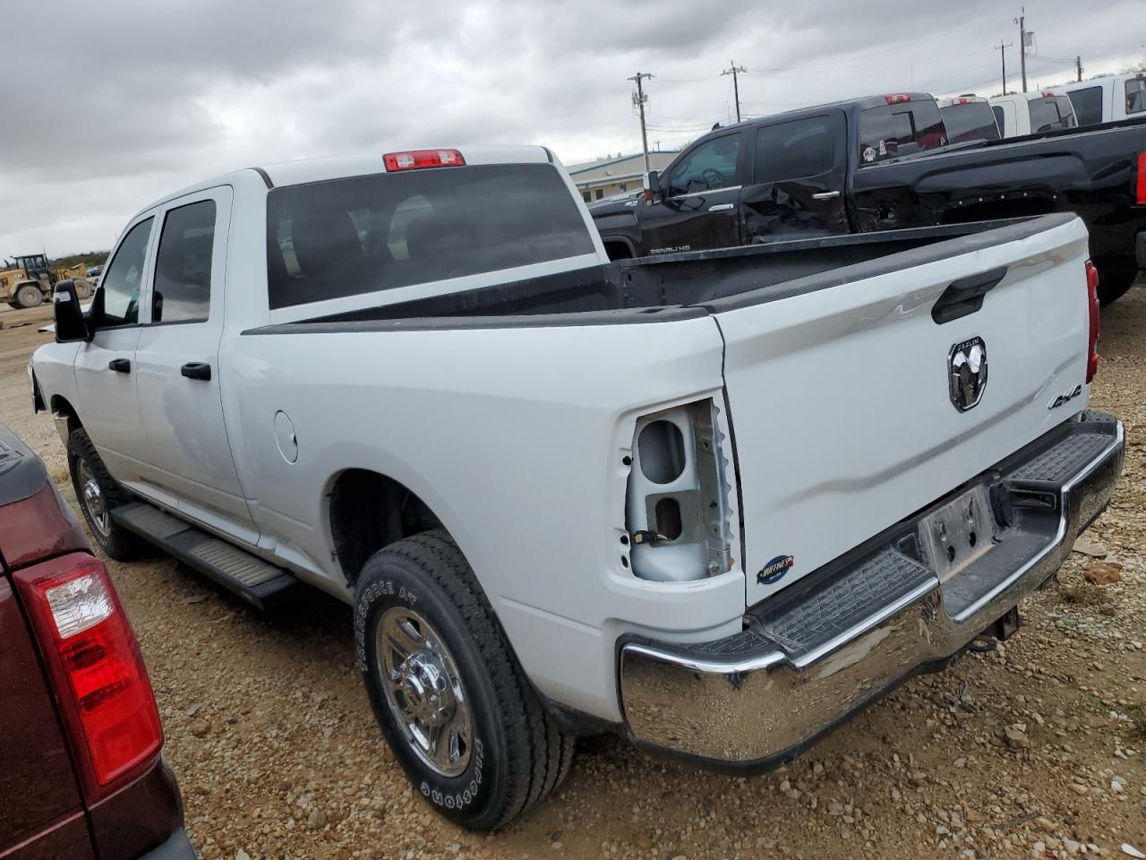 2023 Ram 2500 Tradesman - Фото 2