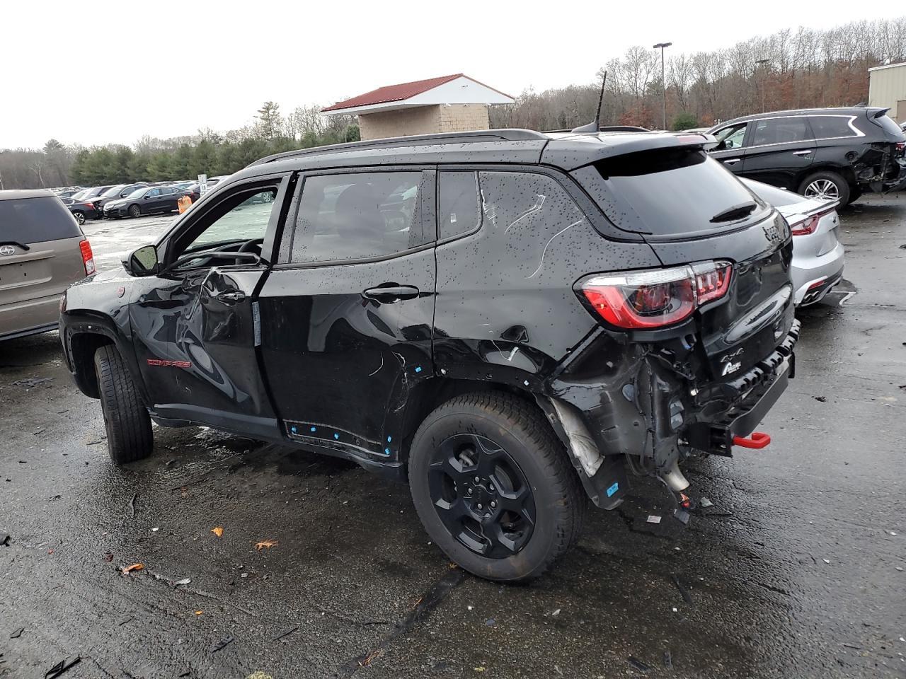 2023 Jeep Compass Trailhawk - Фото 2