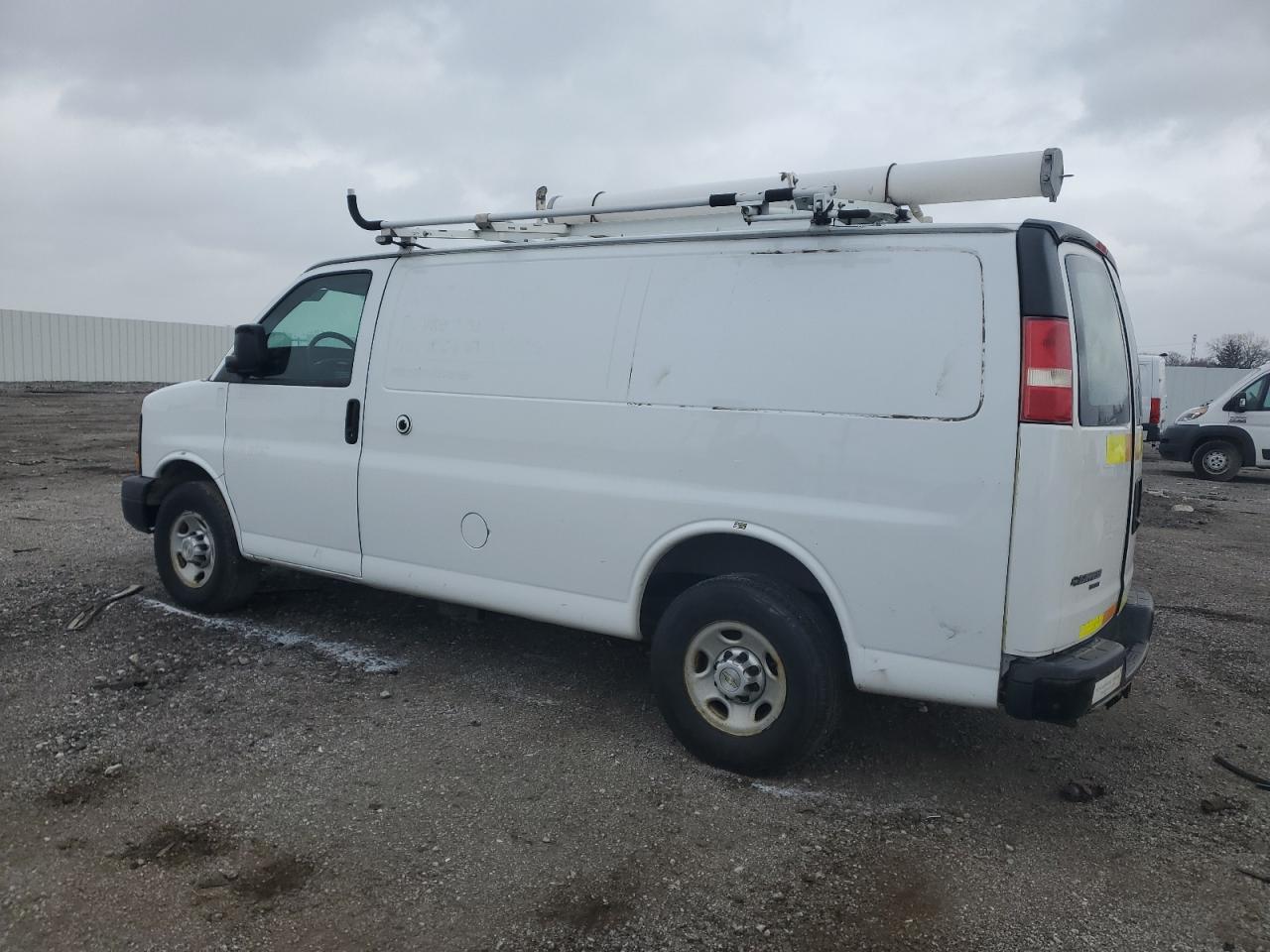 2013 Chevrolet Express G2500 - Фото 2