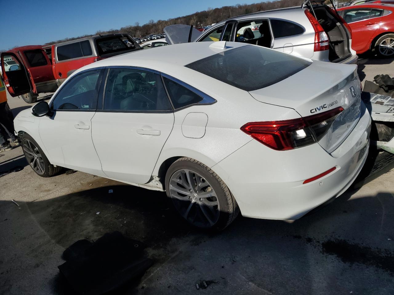 2022 Honda Civic Touring - Image 2