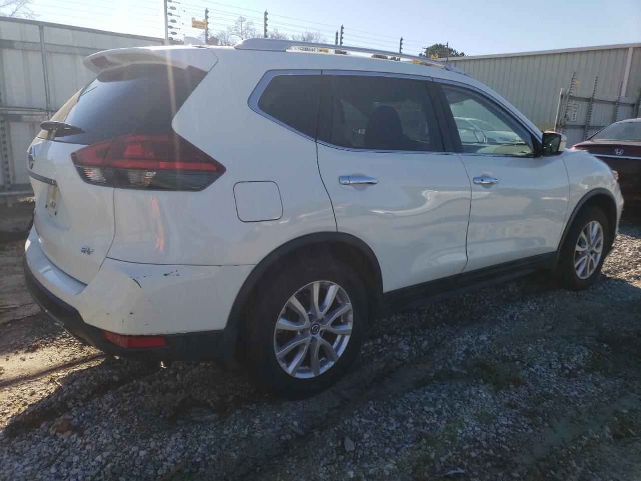 2017 Nissan Rogue S - Фото 3