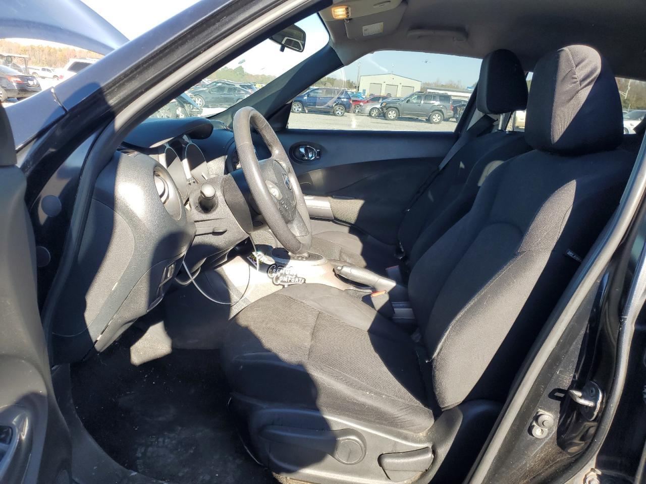 2011 Nissan Juke S - Фото 7