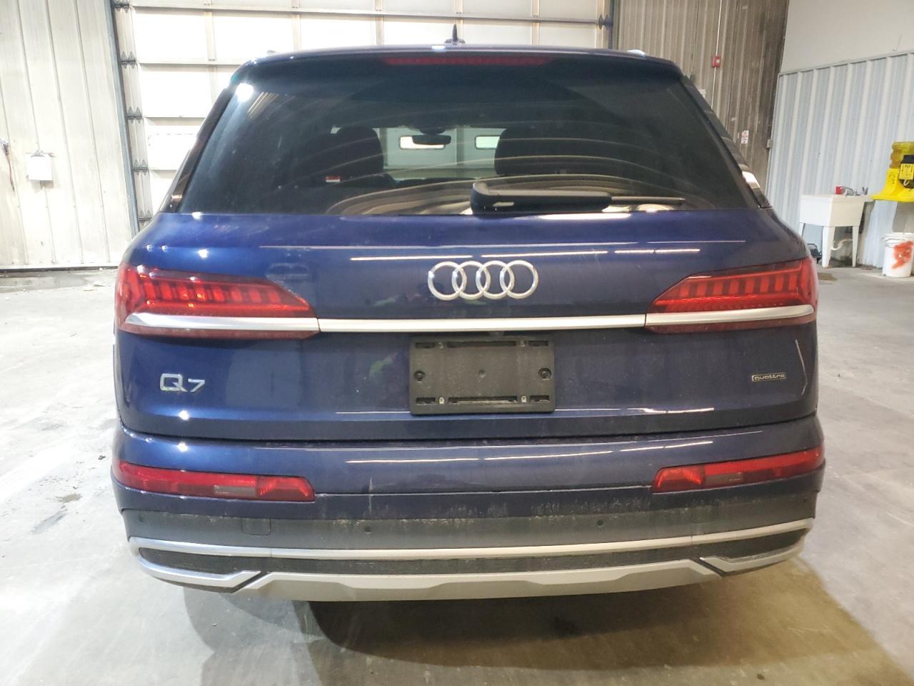 2022 Audi Q7 Premium Plus - Image 6