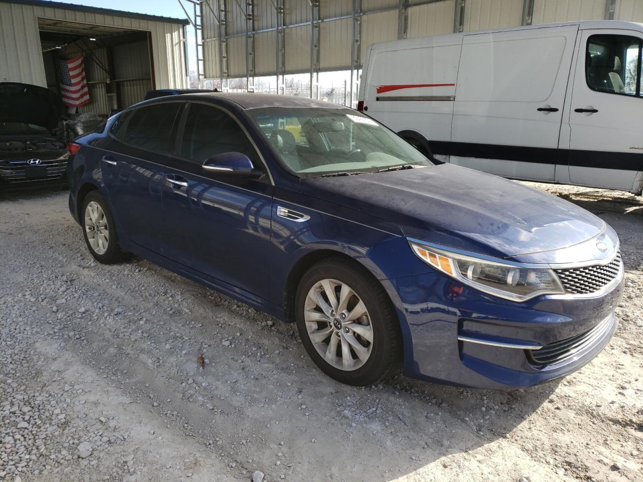2016 Kia Optima Ex - Image 4