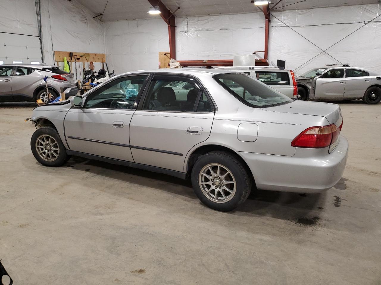 2000 Honda Accord Lx - Image 2