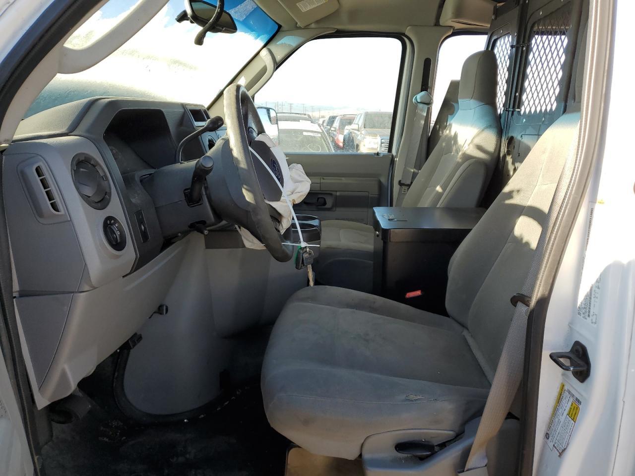 2013 Ford Econoline E150 Van - Фото 7