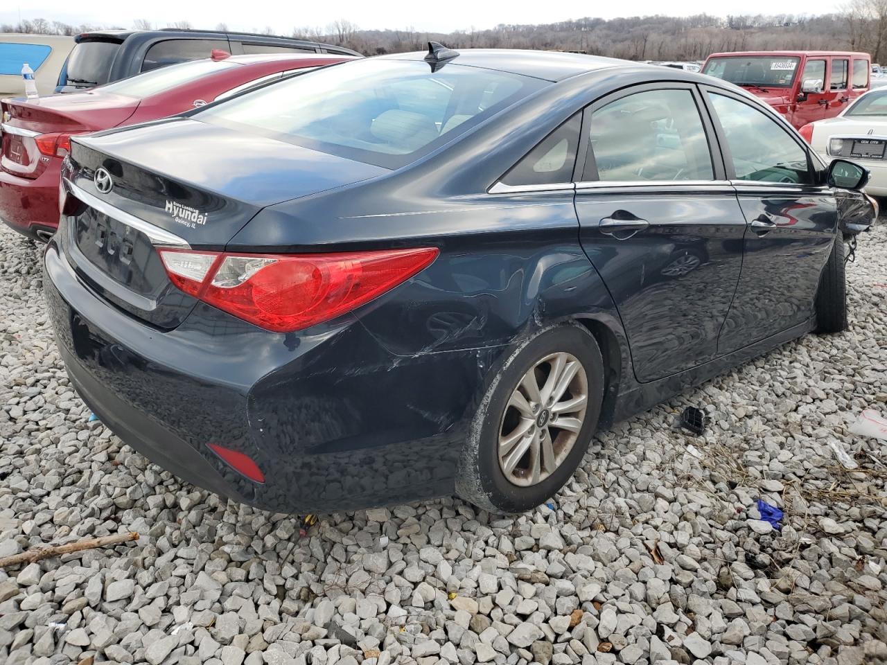 2014 Hyundai Sonata Gls - Image 3