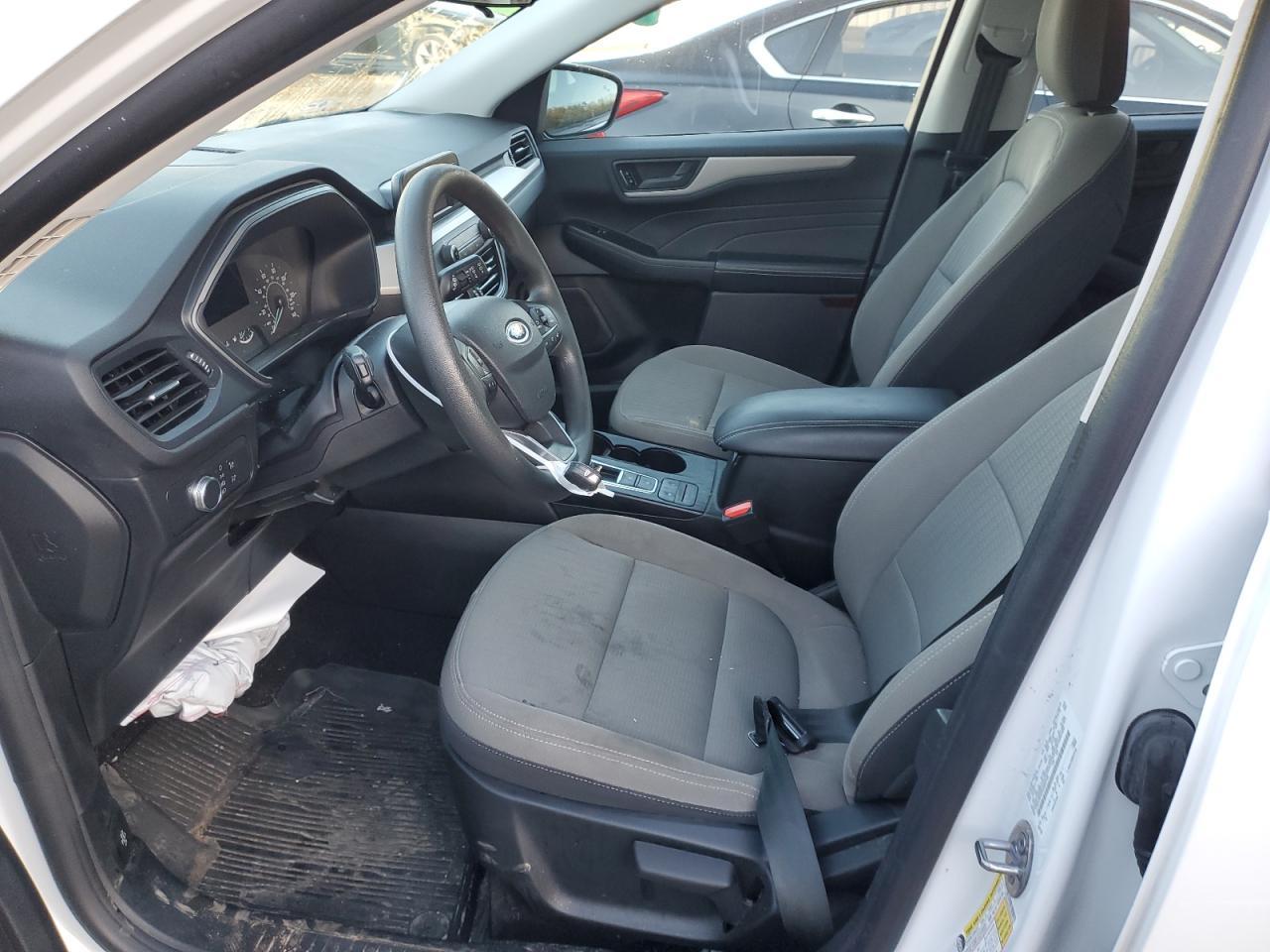 2022 Ford Escape S - Image 7