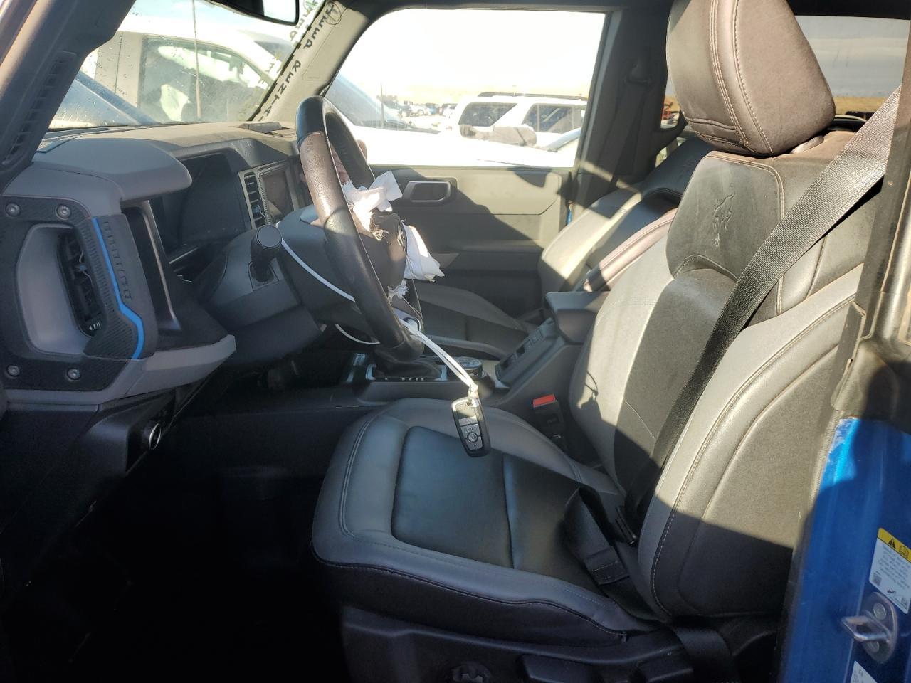 2023 Ford Bronco Base - Фото 7