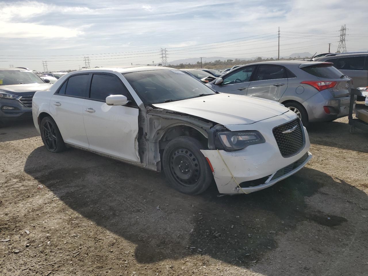 2015 Chrysler 300 S - Фото 4