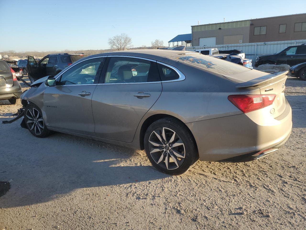 2023 Chevrolet Malibu Rs - Фото 2