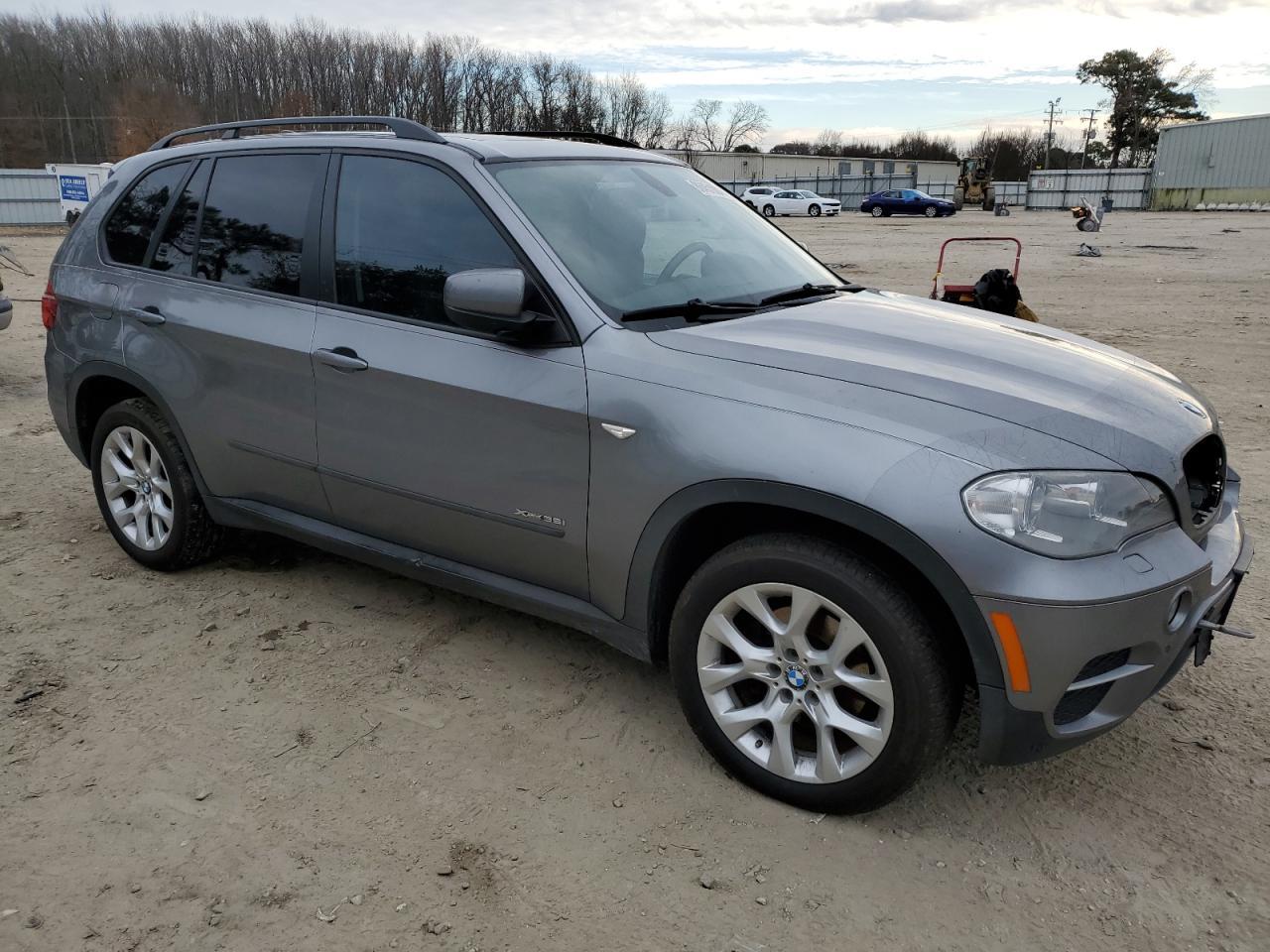 2012 BMW X5 xDrive35I - Image 4