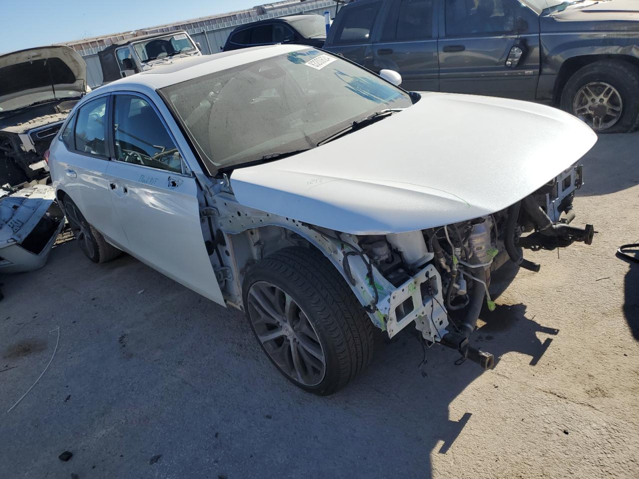 2022 Honda Civic Touring - Image 4